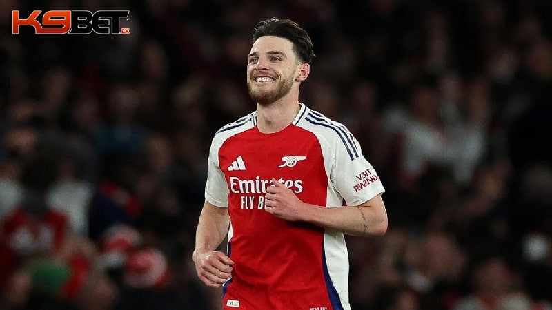 Tiền vệ phòng ngự xuất sắc Declan Rice ấn tượng với lối chơi tấn công